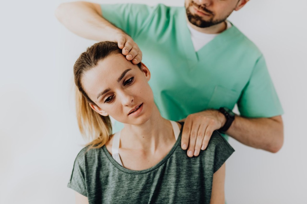 Posture Correction Physiotherapy: Fixing Everyday Neck and Back Pain